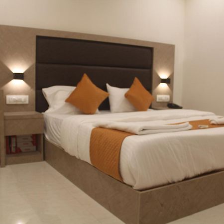 Hotel Metro Inn Mumbai Exterior photo