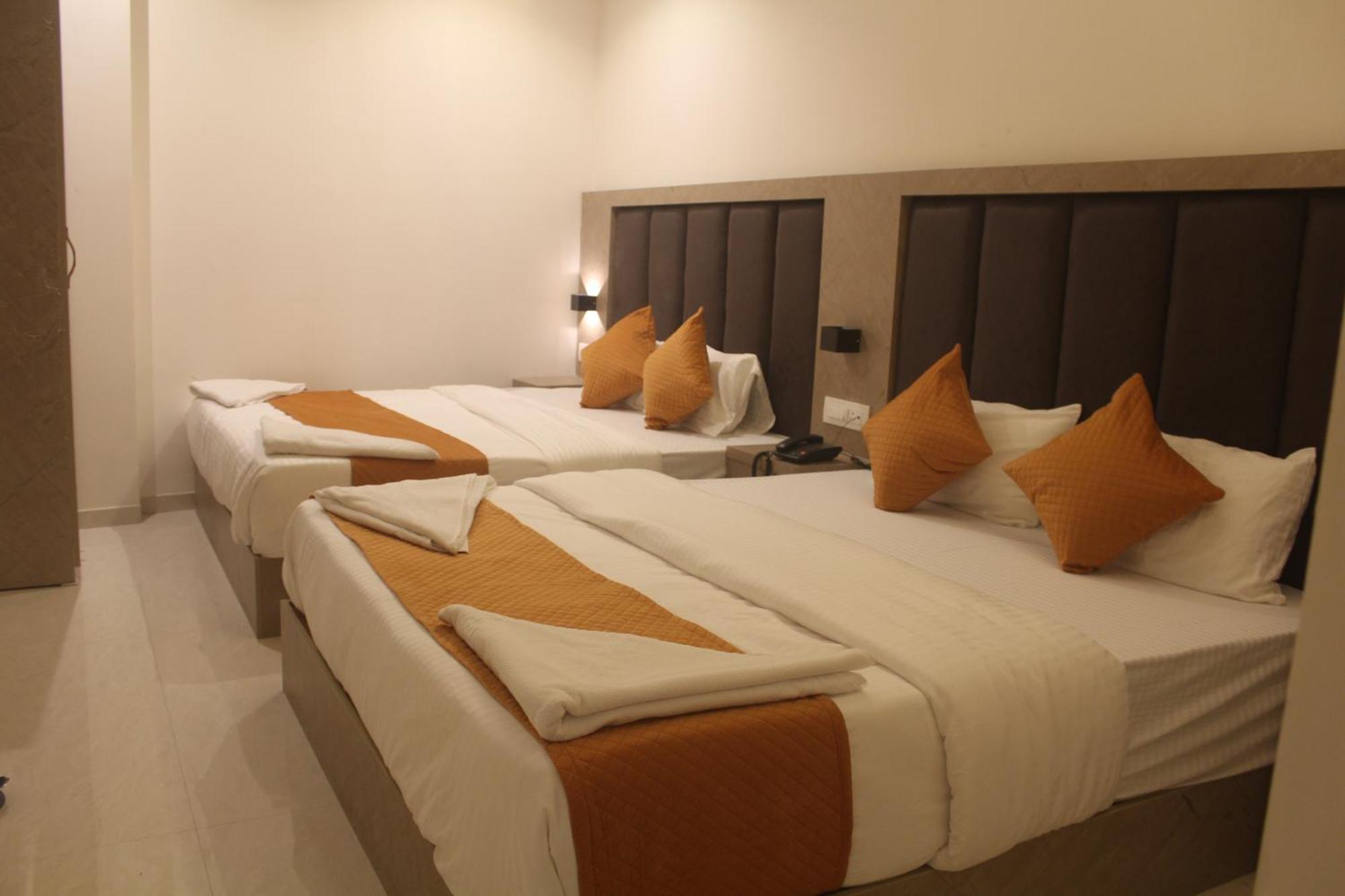 Hotel Metro Inn Mumbai Exterior photo