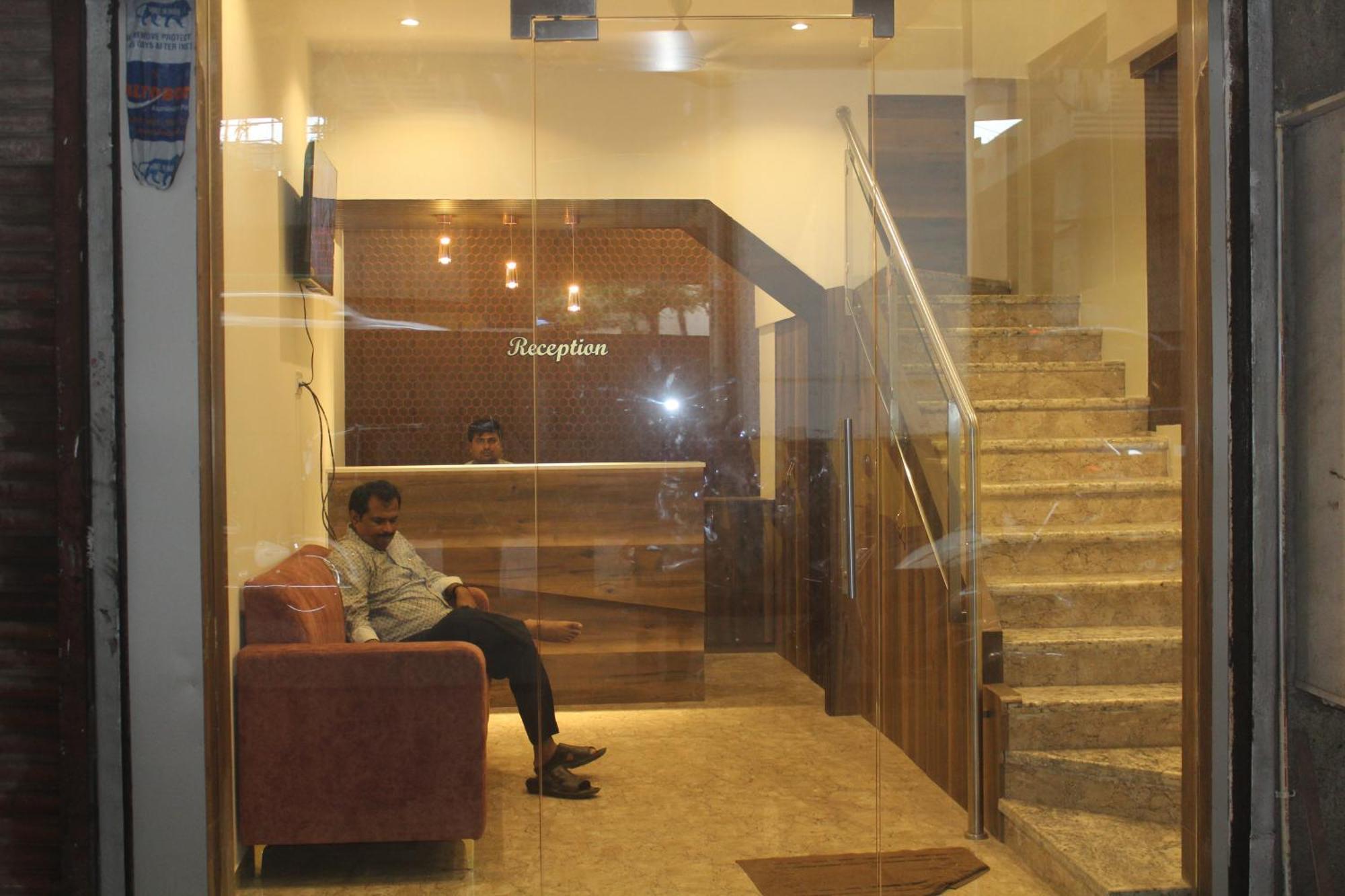 Hotel Metro Inn Mumbai Exterior photo
