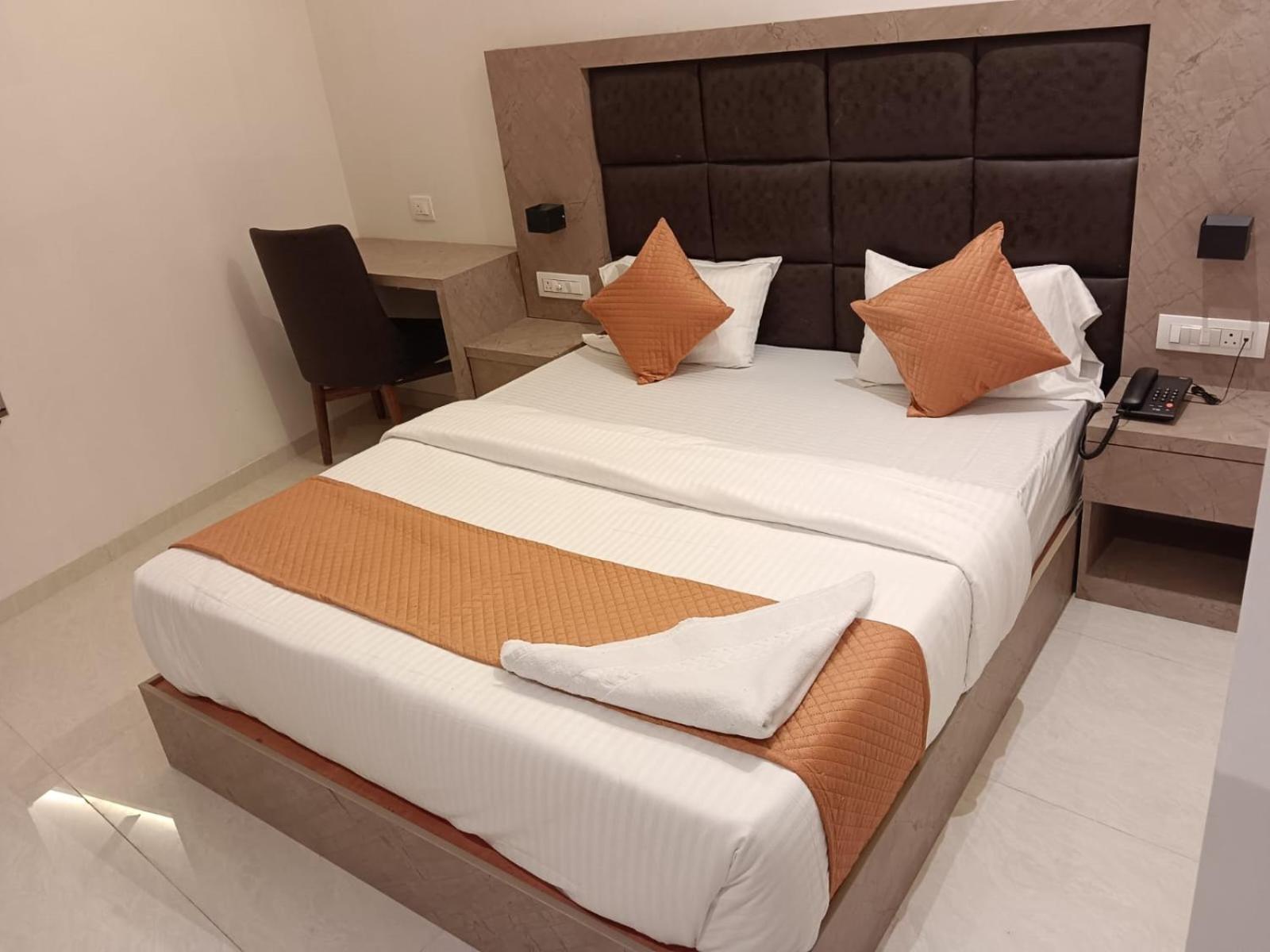 Hotel Metro Inn Mumbai Exterior photo